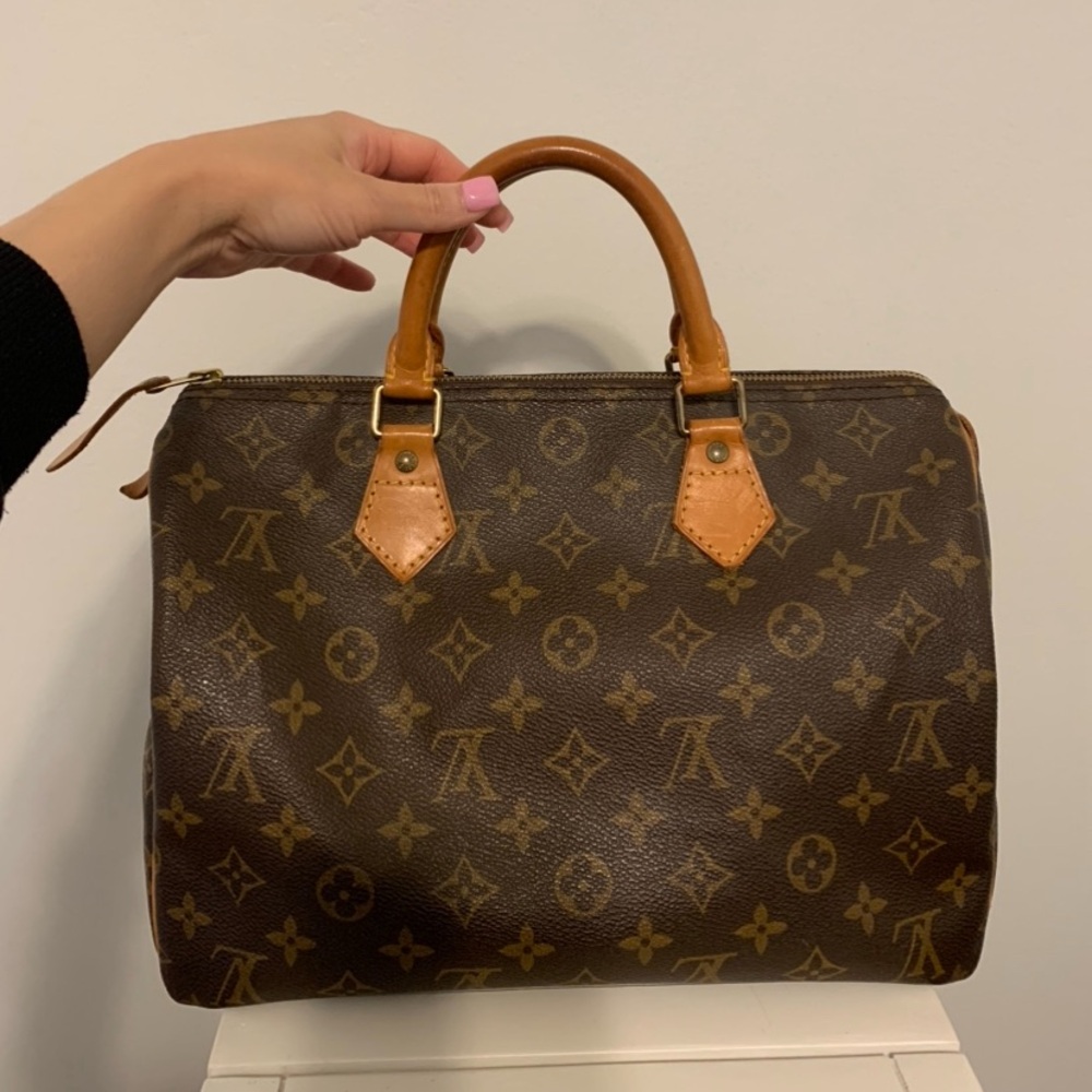 Louis Vuitton Monogram Speedy 30
